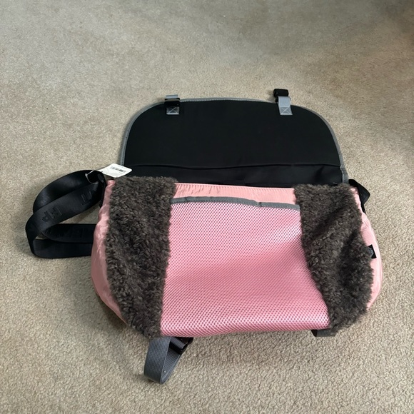 NWT Free People Playoff Sherpa Messenger - Picture 8 of 11